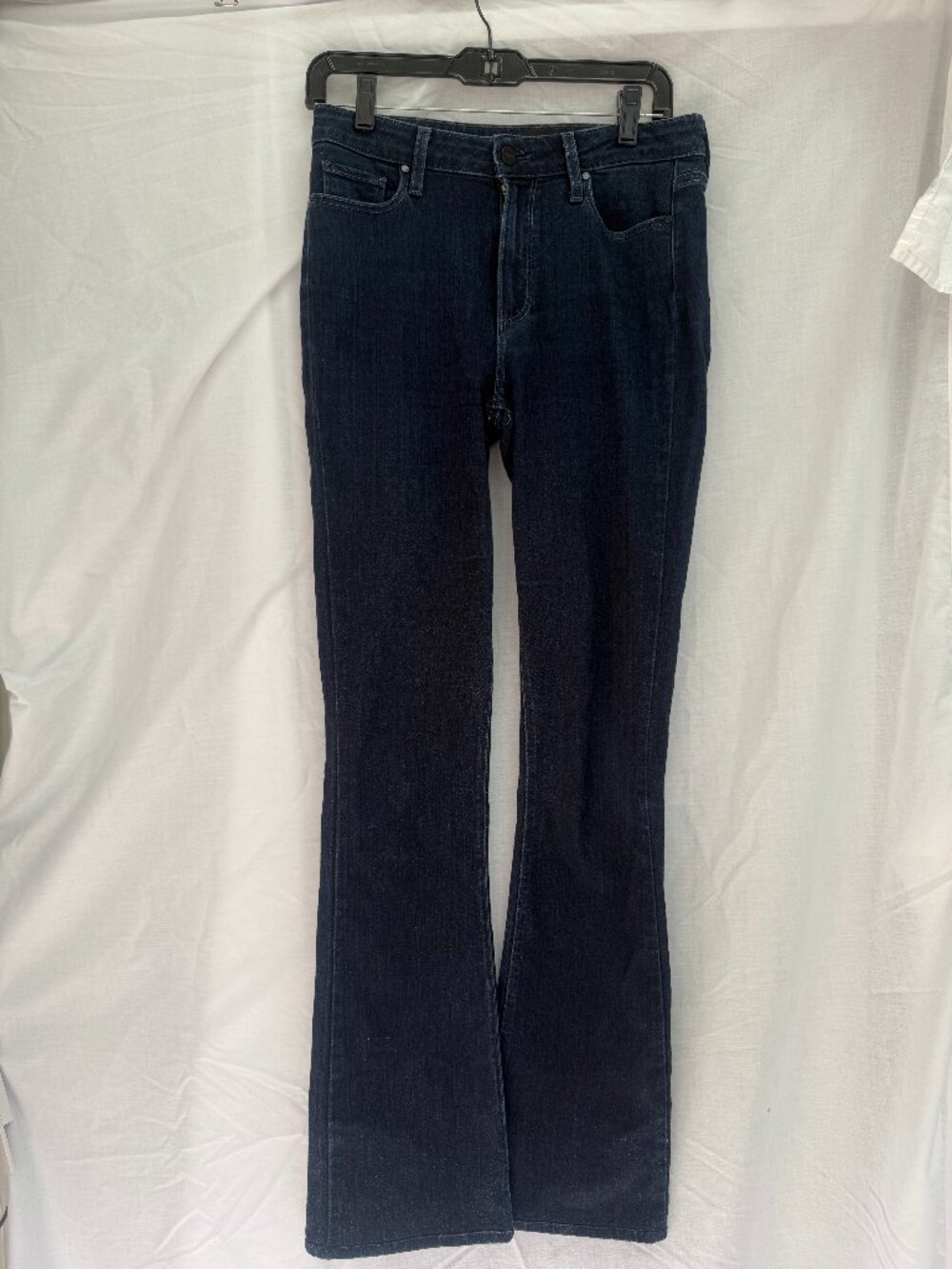 Paige Manhattan High Rise Bootcut Jeans Dark Wash Size 28 EUC